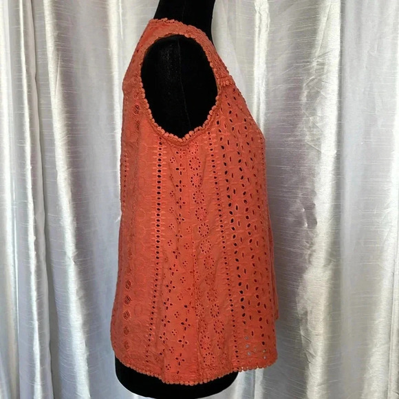 Joie Women’s Medium Hollow Out Sleeveless Embroidered Crocheted V Neck Top - Picture 2 of 8